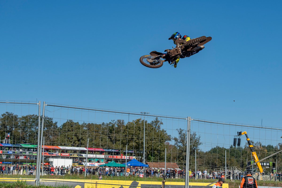 Yamaha Racing tweet media