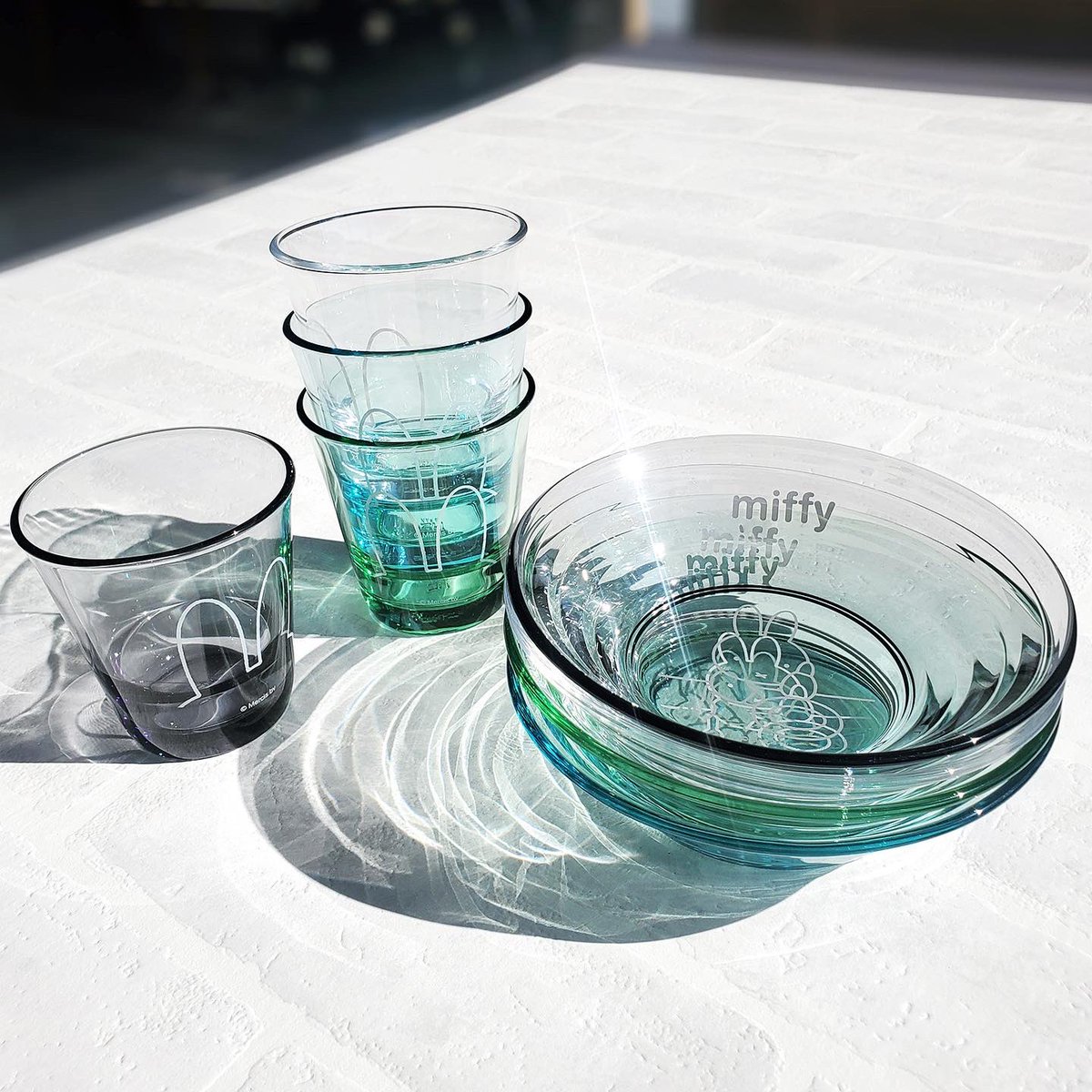 marimo_craft's tweet photo. miffy 新商品のご紹介🐰✨
素敵なガラスのテーブルウエア♡
★ 11月発売 ★
✔ミニジュースグラス ¥1,650
✔スタッキンググラス ¥1,386
✔スタッキングボウル ¥1,650
(税込)
☆miffy💫新作はコチラ
https://t.co/Azuz7PSIIf
#ミッフィー #miffy
#marimocraft #マリモクラフト https://t.co/eoLEid4bFQ