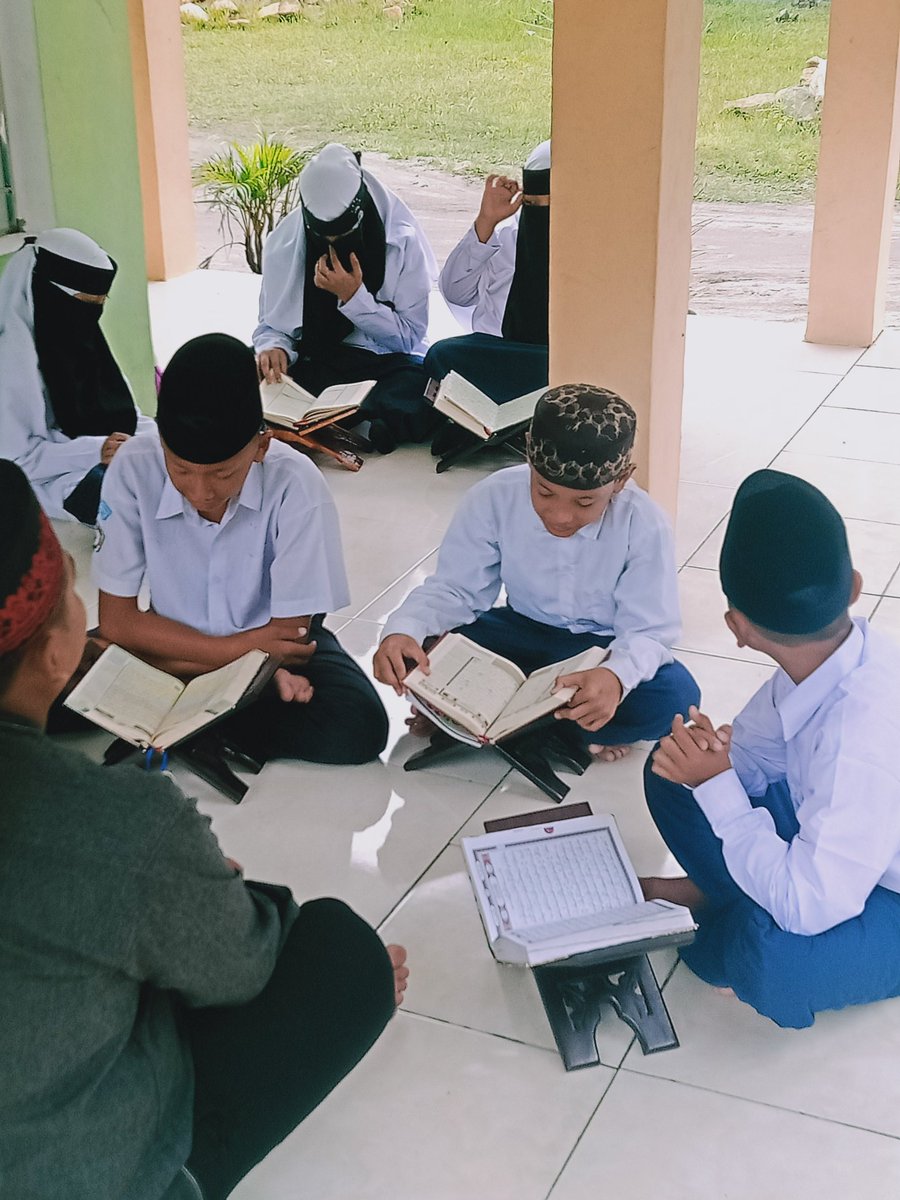 DarulBatubara's tweet photo. Asalamu'alaikum wr...wb...Program  semoga berminat dan ikut membantu program kita ini,

2#.Beras yatim dan penghafal Qur'an
   1000/ perhari atau sebulan                  25000

Ayo berikan infaq terbaik,di

BSM.7773331717    
BRI. 3527-01-036086-53-8
Wa.  081371867187 https://t.co/IhFZKvRXRW