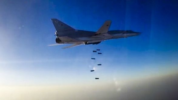 enhawarnews's tweet photo. #Russian and #Syrian_war planes shell #Idlib

🌎https://t.co/8QPHynSBz9 https://t.co/WVU3eCHNVq