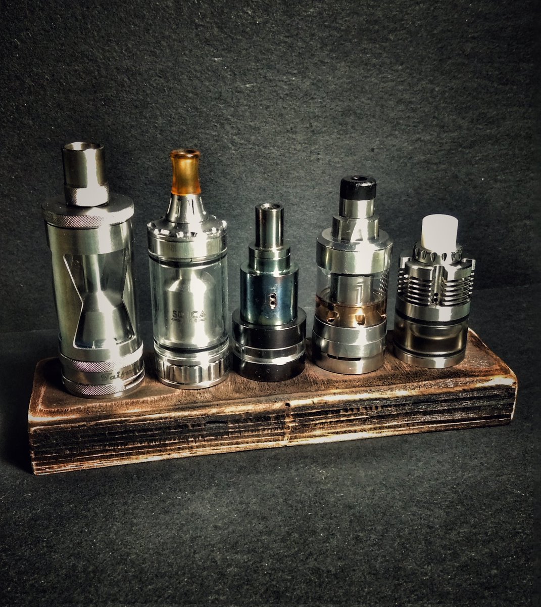 banana_bodyart's tweet photo. Saturday is a time when you can do anything with your hobby to recharge the soul 😁 #mtlvapers #atty #taifungt3 #inaxv5 #kayfunprime #sat22 #spicapro https://t.co/fuYQXY1JjY