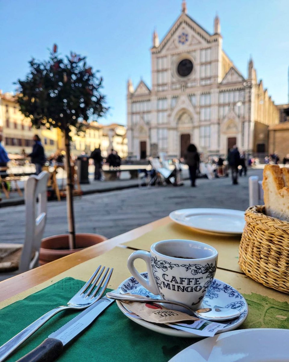 "Missing the laid back feeling of sitting at an Italian Cafe in the piazza while drinking espresso," says our past guest @lilyskybird ☕ 🇮🇹

If you could fly into ANY Italian city tomorrow, where would you land? 🤔 🇮🇹 🛬  #csmyway