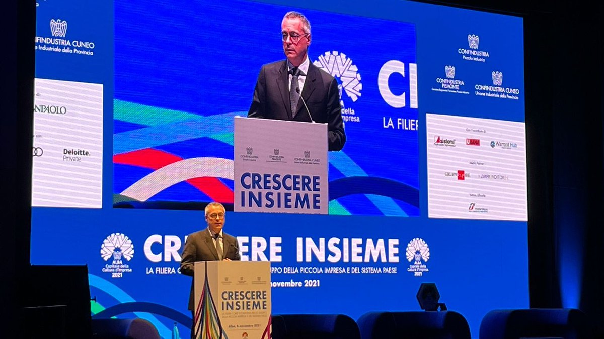 Confindustria's tweet photo. La strada da intraprendere è quella di impostare misure che contengano una visione complessiva per la crescita dell’Italia. Non tanti provvedimenti isolati, ma poche priorità concrete, adeguatamente finanziate e che dialoghino efficacemente fra loro - @CarloBonomi_ #PMIForum2021 https://t.co/9LfruA6V5x