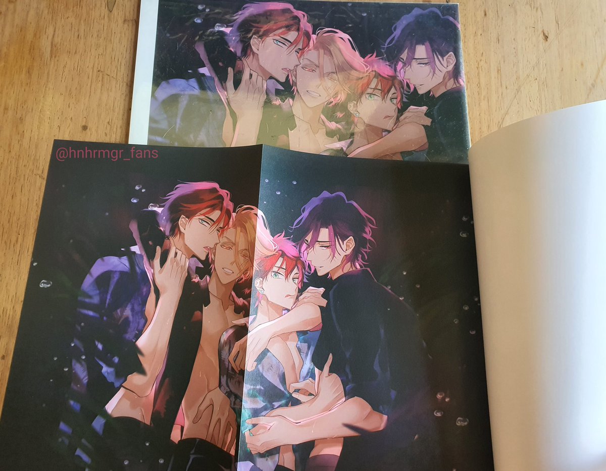 hnhrmgr_Fans's tweet photo. I finally got my copy of the「DARLING!!」art book and every page is absolutely stunning! ☺💕 I purchased mine from Animate so it came with this gorgeous alternate dust jacket (the art of which is also in the book as a pull-out spread). #日ノ原巡 https://t.co/797MopBcYB