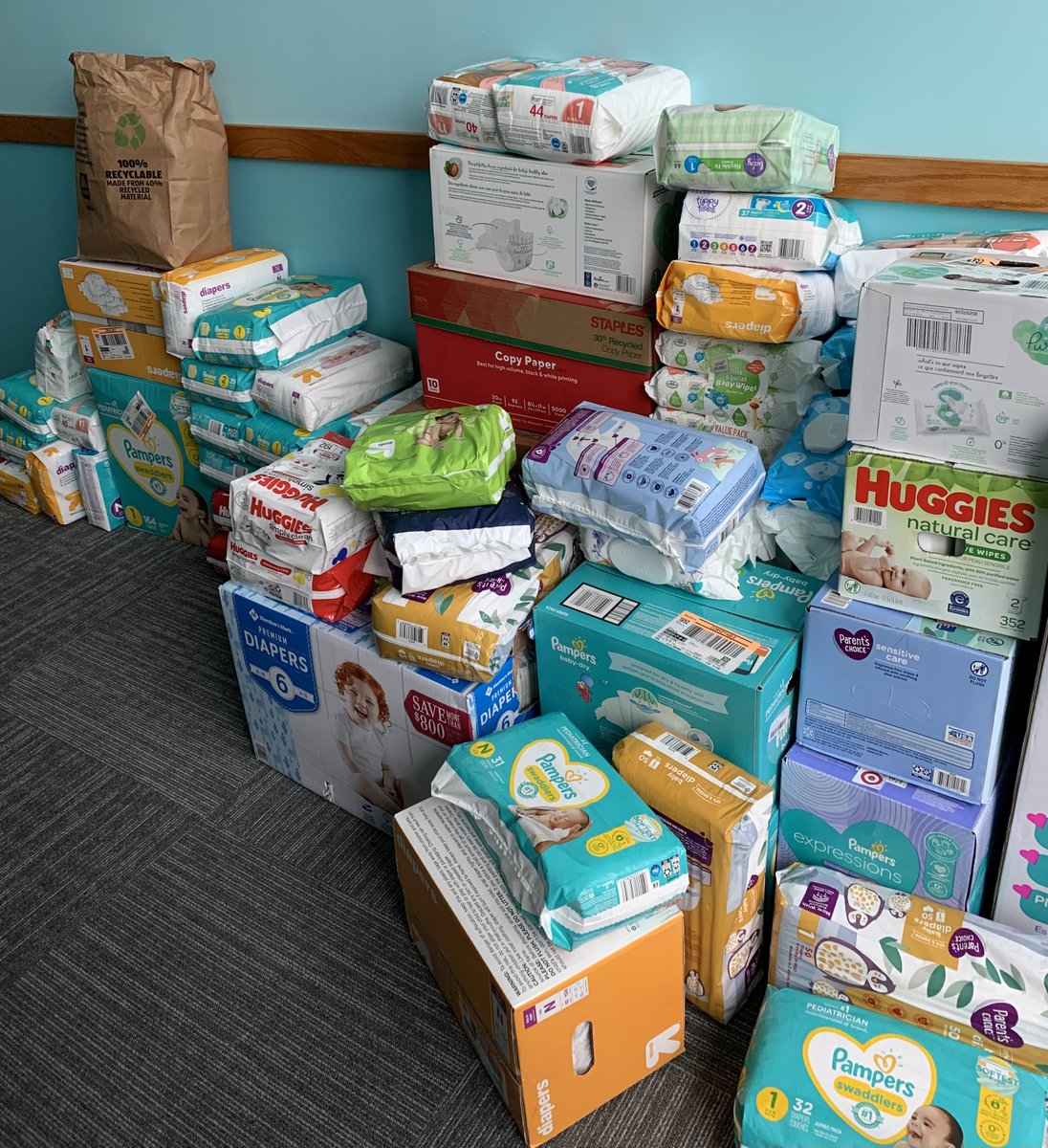 birthright_stl's tweet photo. A big "THANK YOU!" to the Respect Life Club at Visitation Academy for the two carloads of baby donations they collected for us! Our moms are very grateful!
#thankyou #donationdrive #babydrive #diaperdrive #appreciation #birthrightstl #birthright #brentwoodmo #momtobe #momstobe https://t.co/QjsEclkrQg