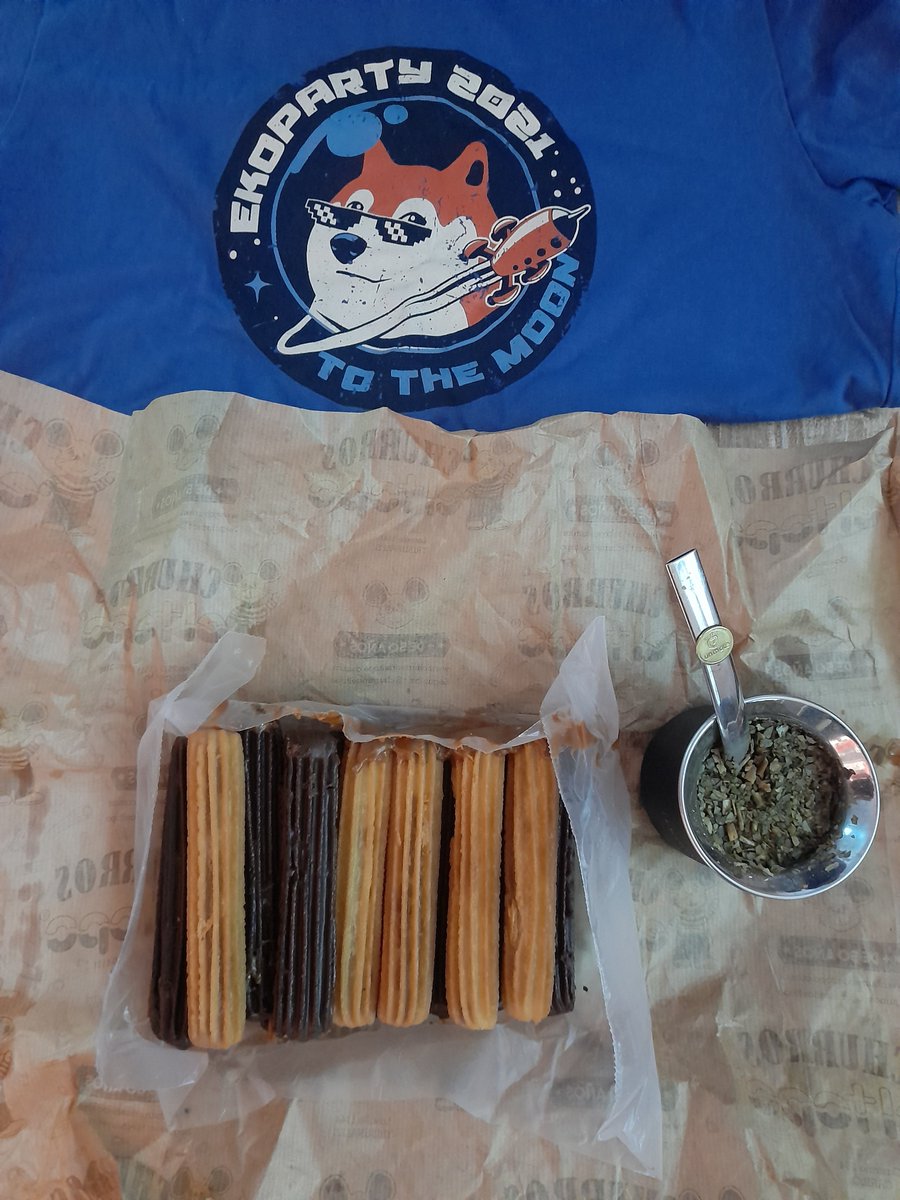 ekoparty's tweet photo. Hackers + churros. Nunca puede salir mal. 😬👨‍💻

Gracias, @churreriaeltopo, por acompañarnos en este último día de la #EKO2021. 🚀 https://t.co/c3rzeIUlps