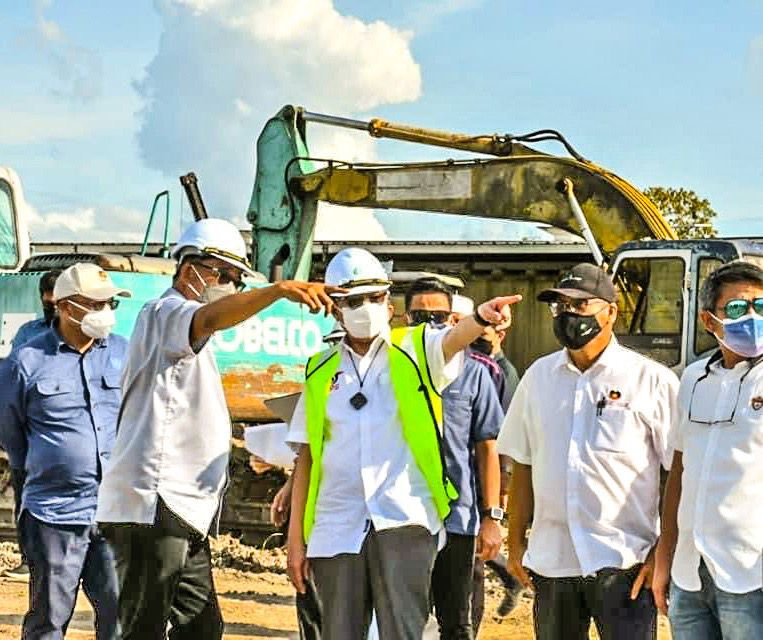 ybkarimhamzah's tweet photo. As Chairman of #Samarahan Integrated Regional Development Agency #IRSDA I thank Chief Ministerβs Dtk Patinggi #AbangJohari for attending briefing by implementing agencies of coastal areas projects frm #Asajaya, #Sebuyau, #Gedong & #Simunjan @JapenSarawak @bernamadotcom @rtm_swk https://t.co/WuoZNuA3oJ