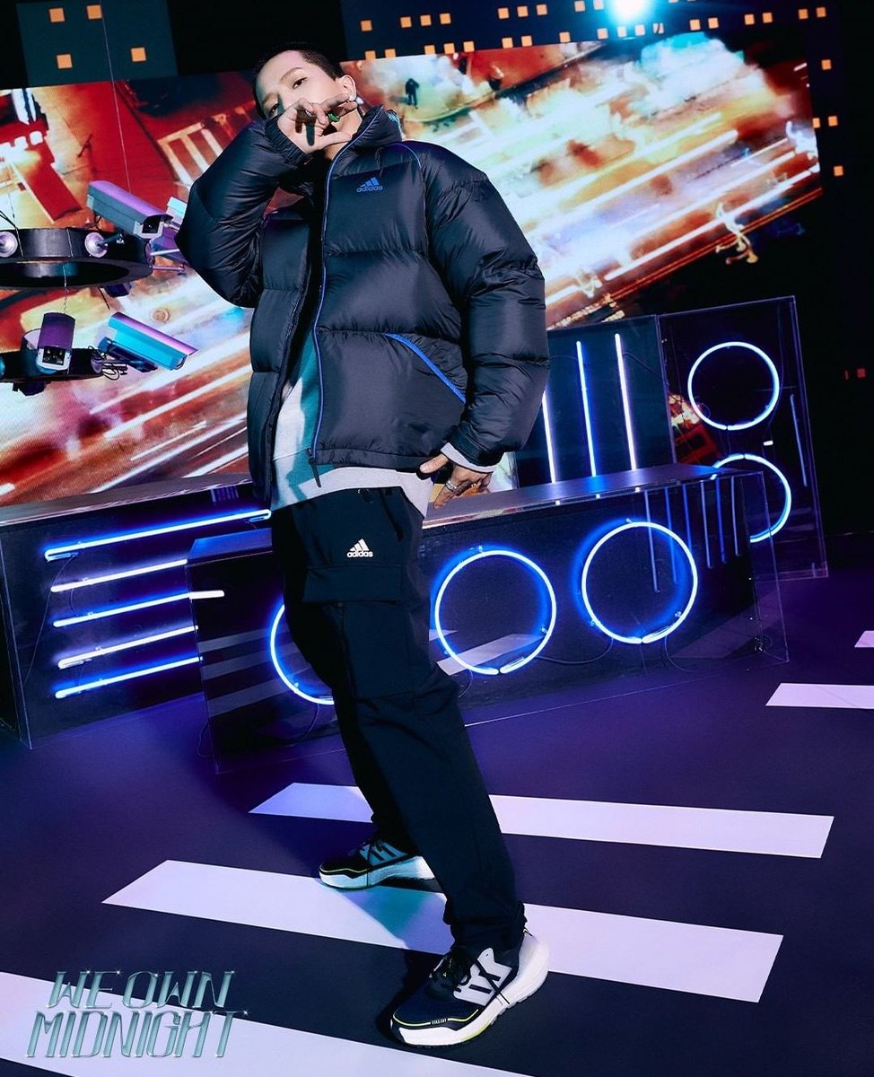 TeamWINNERBR's tweet photo. [IG] Atualização da Adidas Korea com MINO #WEOWNMIDNIGHT

▶️ https://t.co/4HlT6WacdX

#MINOxADIDAS
#MINO #송민호 @official_mino_ 위너 송민호 @yginnercircle @Originals_kr https://t.co/mNjlMv98QI