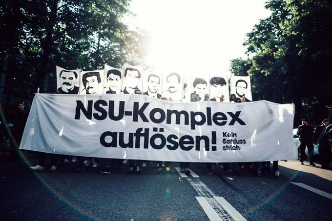 Heute u.a. in #Hamburg, #Bochum und #Zwickau auf der Straß in Gedenken an die Opfer des #NSU. 

Rechte Netzwerke zerschlagen! Verfassungsschutz auflösen!

#Antifa #NoNazis #NoAfD #NoNazisHH #Zwickau0611 #HH0611 #NSUKomplex #RechtenTerrorStoppen #KeinVergessen #KeinSchlussstrich