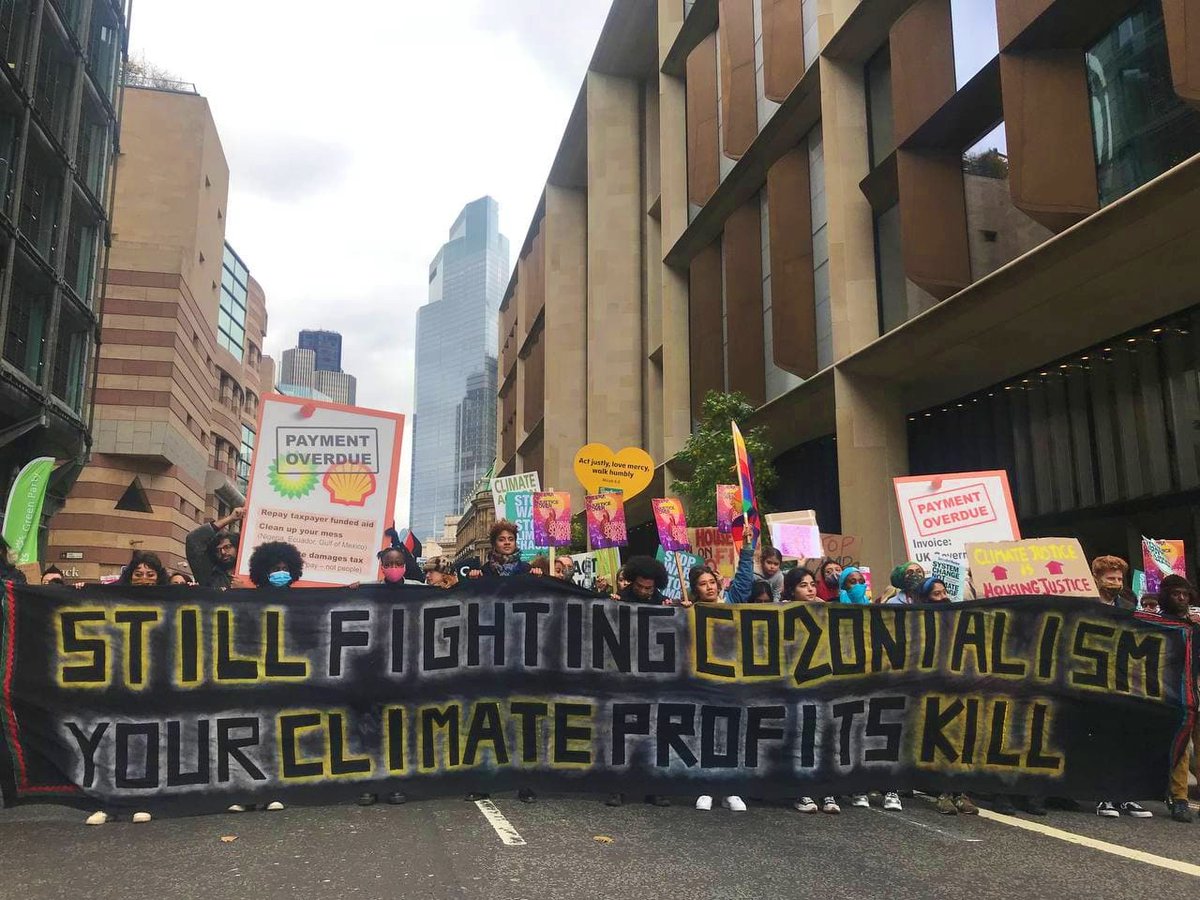 The London March for Climate Justice has left the Bank of England and is marching towards Trafalgar square for a rally.
#Cop26GDA #ClimateJustice 

- Keep It In The Ground: No New Fossil Fuel Investments Or Infrastructure
- Reparations And Redistribution To The Global South!