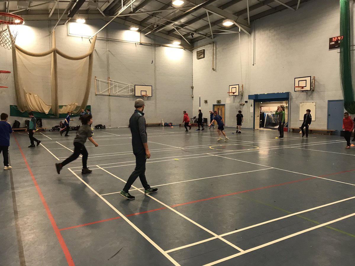 StephenLashmar1's tweet photo. Great turnout this morning as @tarletoncc juniors start the #prewintertraining with @AntonyCoaching . Week 1 #fieldingpractice https://t.co/N0xHysuFxQ
