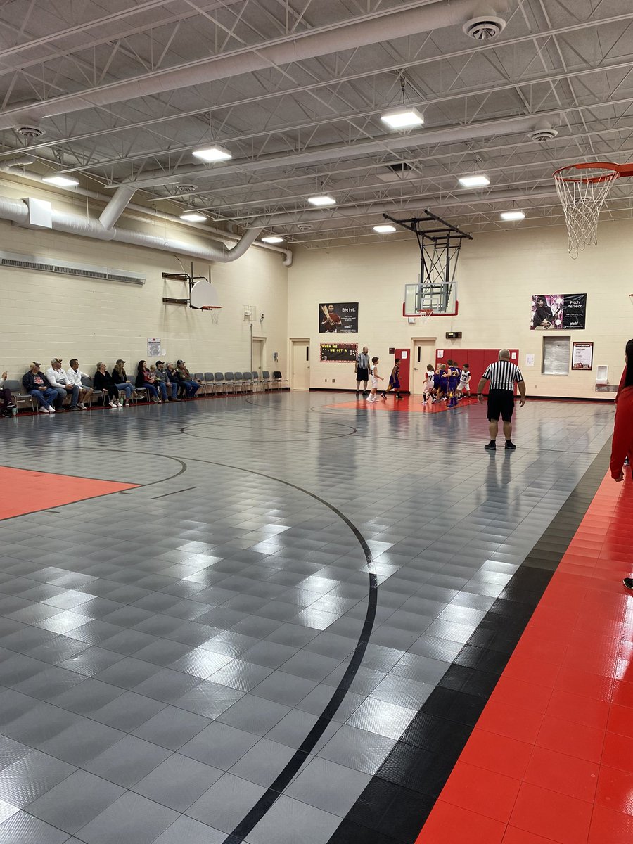 CarlisleHoops's tweet photo. We are off and running this morning at the @CHSCatsBoosters basketball tournament! Thank you to all the Booster club for organizing and running the tournament, officials, and our players for helping out! https://t.co/sZ9SZk5sXn