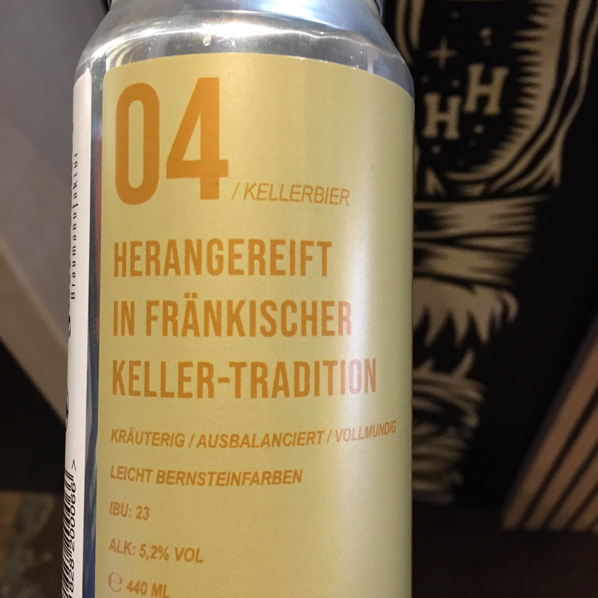 HopHideout's tweet photo. …German cloudy & unfiltered cellar beer between a Helles & a Märzen in colour. Highly recommended @ganstallerbrau 👌
2/2
#lagerlagerlager #lagerforlife #hophideout #amberkellerbier #bjcpstyles https://t.co/WdasjRMoWI