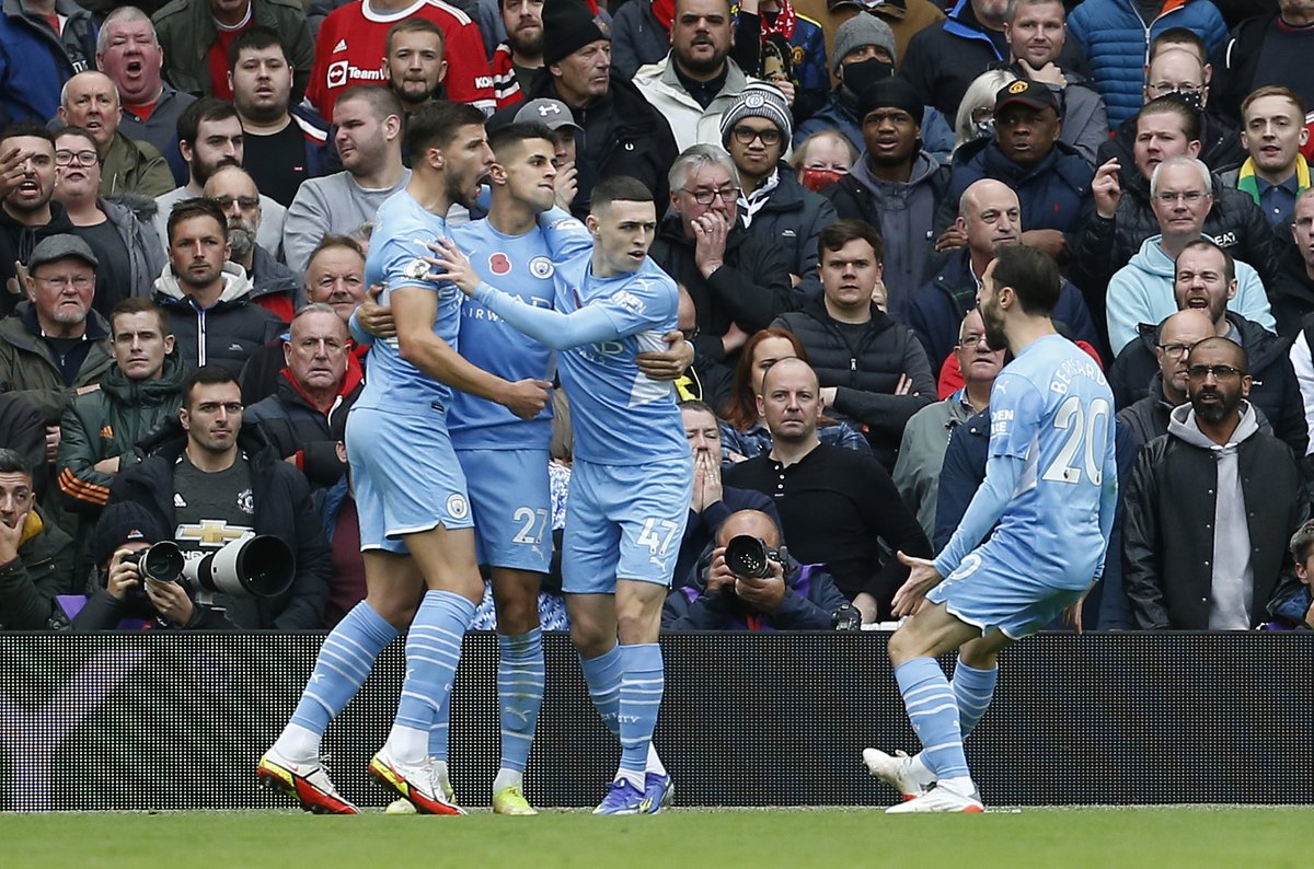 OfficialFPL's tweet photo. Come on, own up if you're one of the 223,940 managers who benched Joao Cancelo 😕

#FPL #MUNMCI https://t.co/DDXGP5xtp1