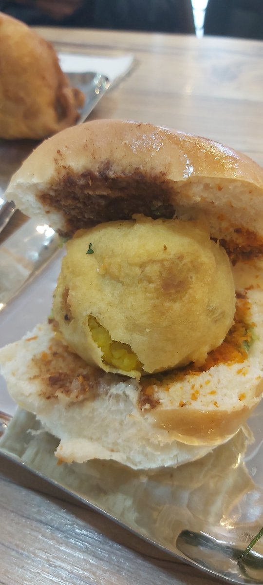 Prerna Wadikar (@prernaw) on Twitter photo You can take a Puneri out of Pune, not Pune out of Puneri. Nothing soothes the soul better than a hot spicy vadapav at <a href="/ShreeKrishnaVP/">ShreeKrishnaVadapav</a>
#saturdaysocial #vegetarian #Maharashtra You can take a Puneri out of Pune, not Pune out of Puneri. Nothing soothes the soul better than a hot spicy vadapav at <a href="/ShreeKrishnaVP/">ShreeKrishnaVadapav</a>
#saturdaysocial #vegetarian #Maharashtra