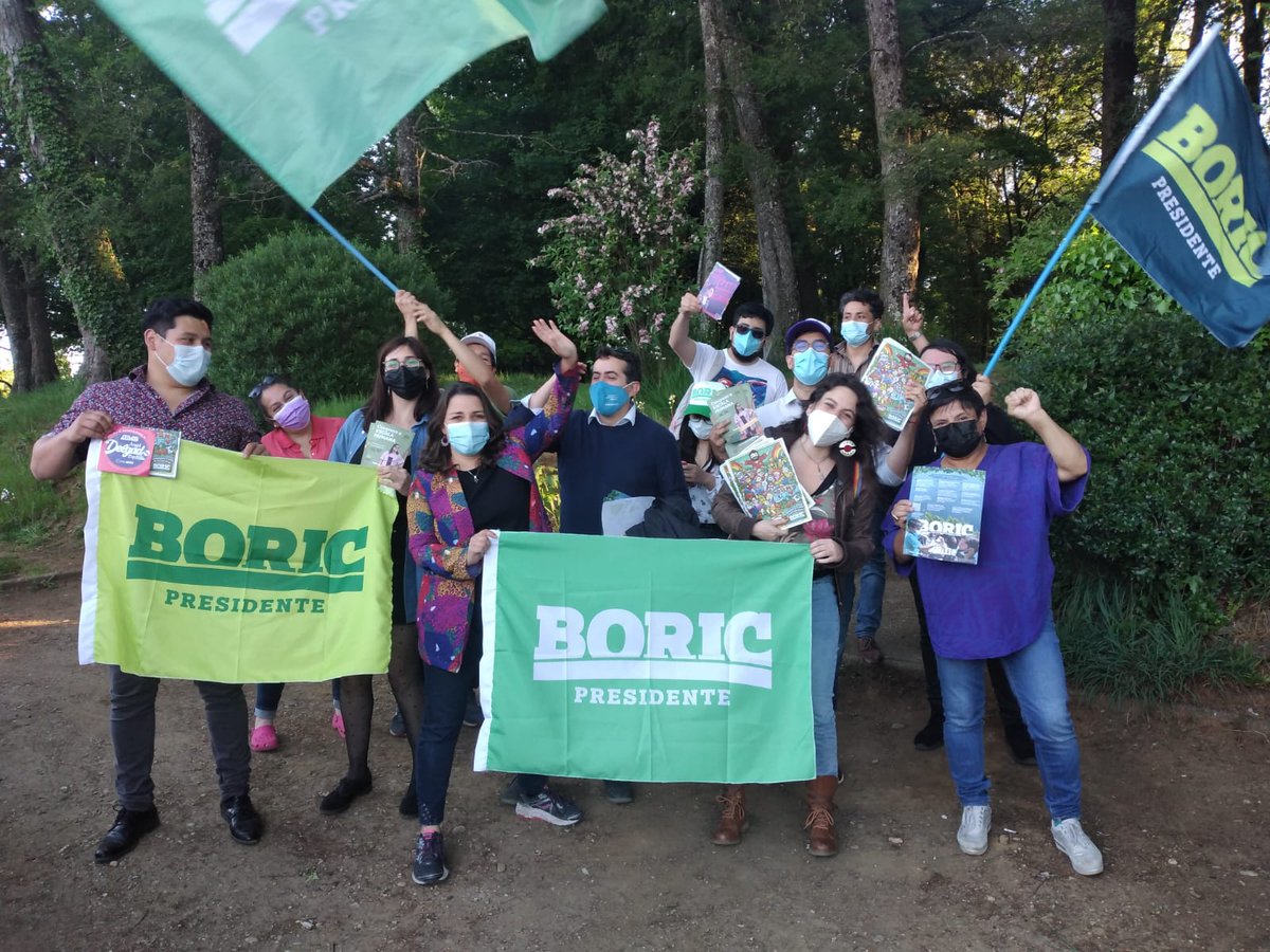 NinoGallardo3's tweet photo. Seguimos en las calles día a día, "la campaña se hace desde los territorios" GB.

HOY estaré en #Paillaco💚 súmate 🌳☂️

#ninodiputada☂️#maticore🌳
#Niebla #feria #emprendedoras #losmolinos #curiñanco #costavaldiviana #mujerdiputada 
#Valdiviacl #LosRios #ElRanco https://t.co/VoY0Q6mp0E