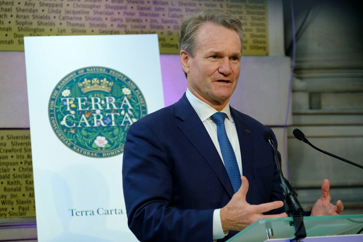Bank of America News (@bofa_news) on Twitter photo At #COP26, CEO Brian Moynihan, co-chair of The Sustainable Markets Initiative, accepted the #TerraCarta seal from HRH The Prince of Wales, as part of <a href="/TheSMI/">The Sustainable Markets Initiative</a>. This award recognizes companies driving innovation & a commitment to sustainable markets. bit.ly/2Ypi3be At #COP26, CEO Brian Moynihan, co-chair of The Sustainable Markets Initiative, accepted the #TerraCarta seal from HRH The Prince of Wales, as part of <a href="/TheSMI/">The Sustainable Markets Initiative</a>. This award recognizes companies driving innovation & a commitment to sustainable markets. bit.ly/2Ypi3be