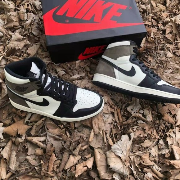 Dougs_Life_'s tweet photo. So good I had to share! Check out all the items I'm loving on @Poshmarkapp #poshmark #fashion #style #shopmycloset #jordan #leapfrog: https://t.co/L33BYucCbW https://t.co/jVYCF4ZUTh