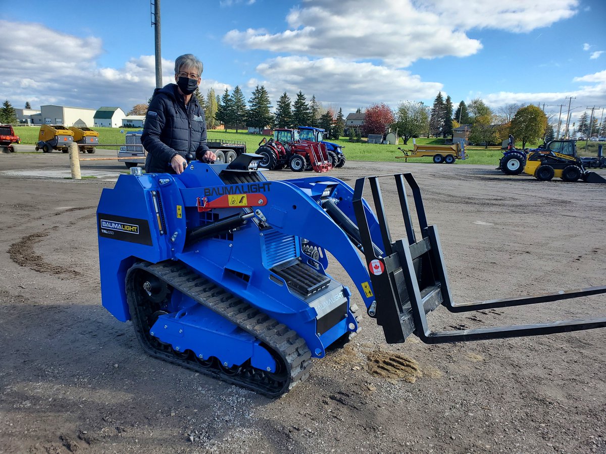 ESMFarmEquipmen's tweet image. Office admin having a little fun on the baumalight mini. #miniskidsteer #localmade #trackmachine