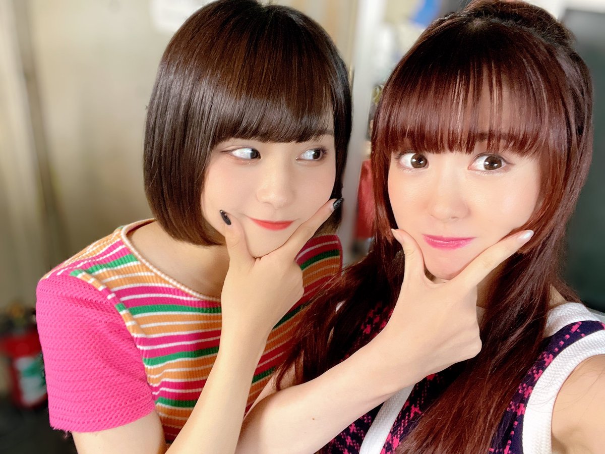 anju_nagai_'s tweet photo. 大阪定期ライブ❣️❣️❣️
着てみたかったうのちゃんの衣装着ました😄✌️✨
私の衣装はるいちゃんが着てくれたよ～☺️
今日も楽しかった💕💗💕 https://t.co/qYnWhcxcSM