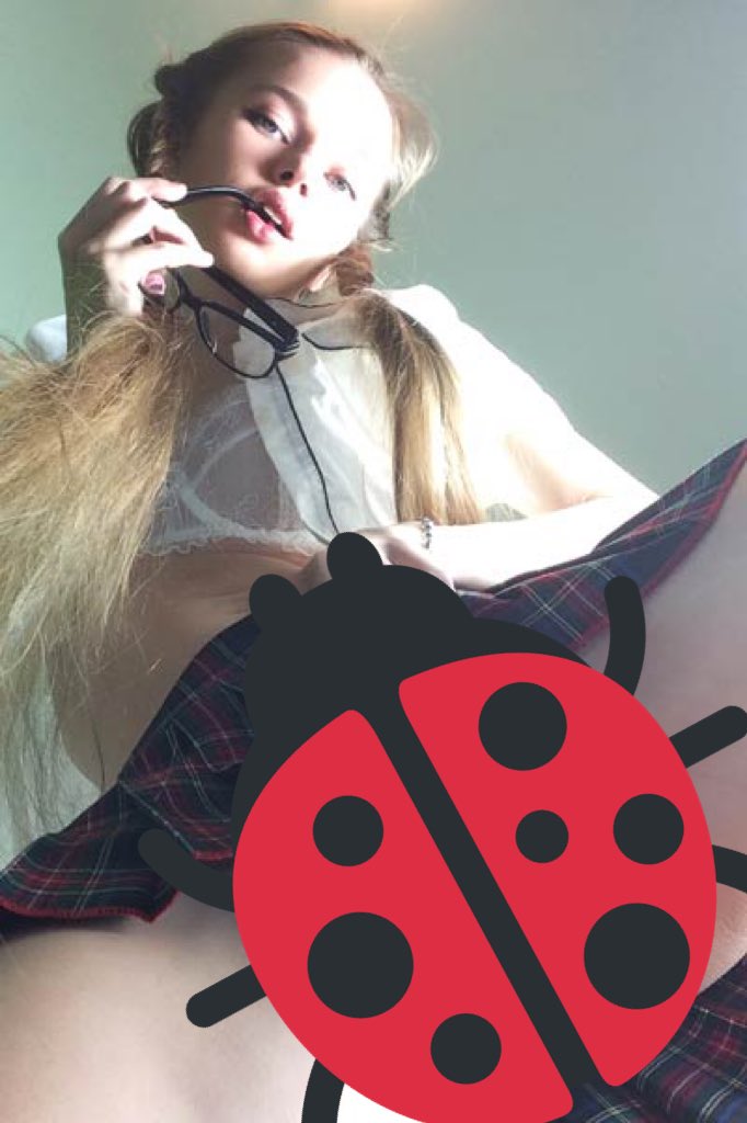 CyberSweetTeen's tweet photo. If you think I’m fucking adorable retweet and follow. https://t.co/yVaiNKhrTs