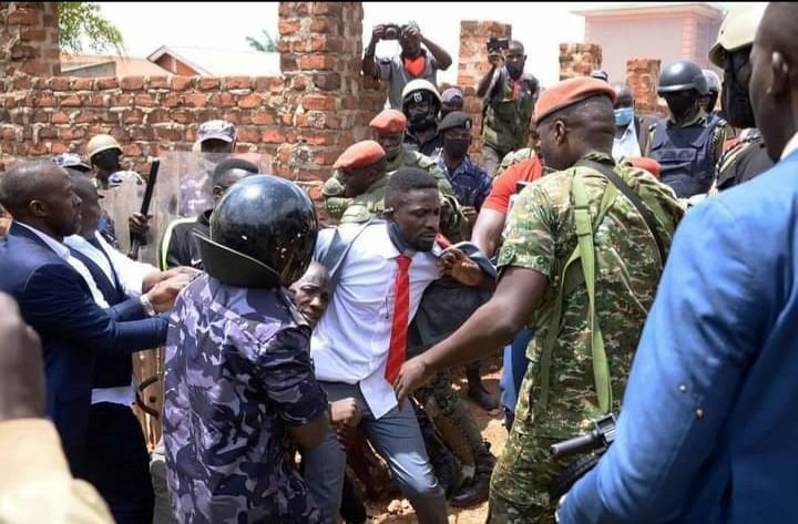 WaRashidah's tweet photo. OFFICIALLY elected PRESIDENT of UGANDA. The 10th  PRESIDENT of UGANDA. The FREEDOM FIGHTER.  Our MENTOR. Our HERO. Our MANDELA in UGANDA.  We're proud to have you in UGANDA. May GOD continue to PROTECT you @Joebiden @cnn @un @eu @SA @AF @Museveni @Muhoozi #WeAreRemovingADictator https://t.co/hEovkAUFTS