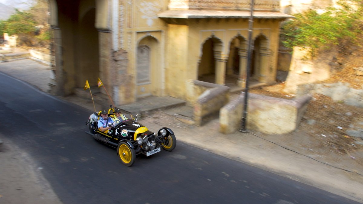 TransIndiaChal's tweet photo. All 16 episodes of The Adventures of Queen Bee now available on:

Facebook Watch: https://t.co/bfITZ0xlku

YouTube: https://t.co/d39tskuvKA

Vimeo: https://t.co/QuHbdqkTap

#Morganadventure @morganmotor @morgansportscc @mog_magazine @goonj @UdaipurTimes https://t.co/1xaks7TrvM