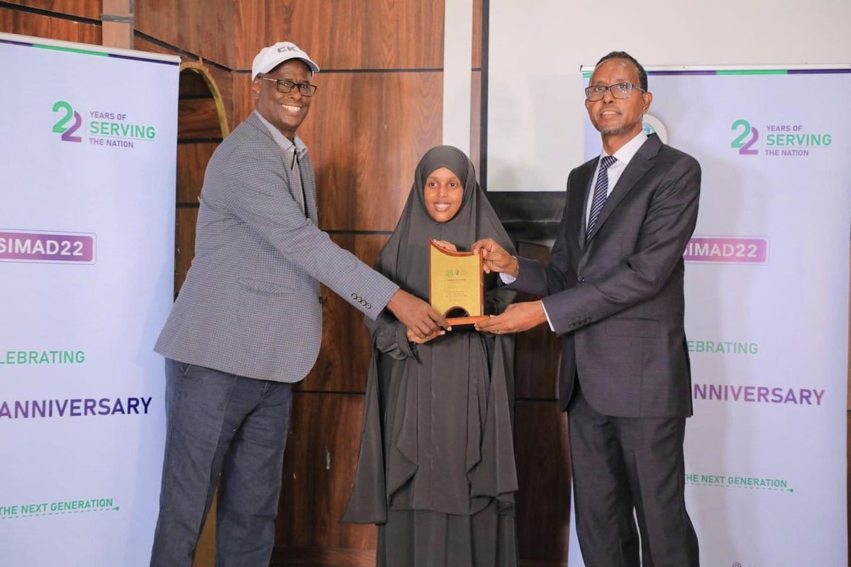 BahjaShuriye's tweet photo. I’m honored to have received @SIMADUniversity’s Best Innovation Award of the Year 2021. I would like to dedicate this to my colleagues at @IITEInstitute whose without their strong support and inspirational team-work spirit this would have been impossible. #SIMAD22 1/2 https://t.co/AMwgrXvGKW