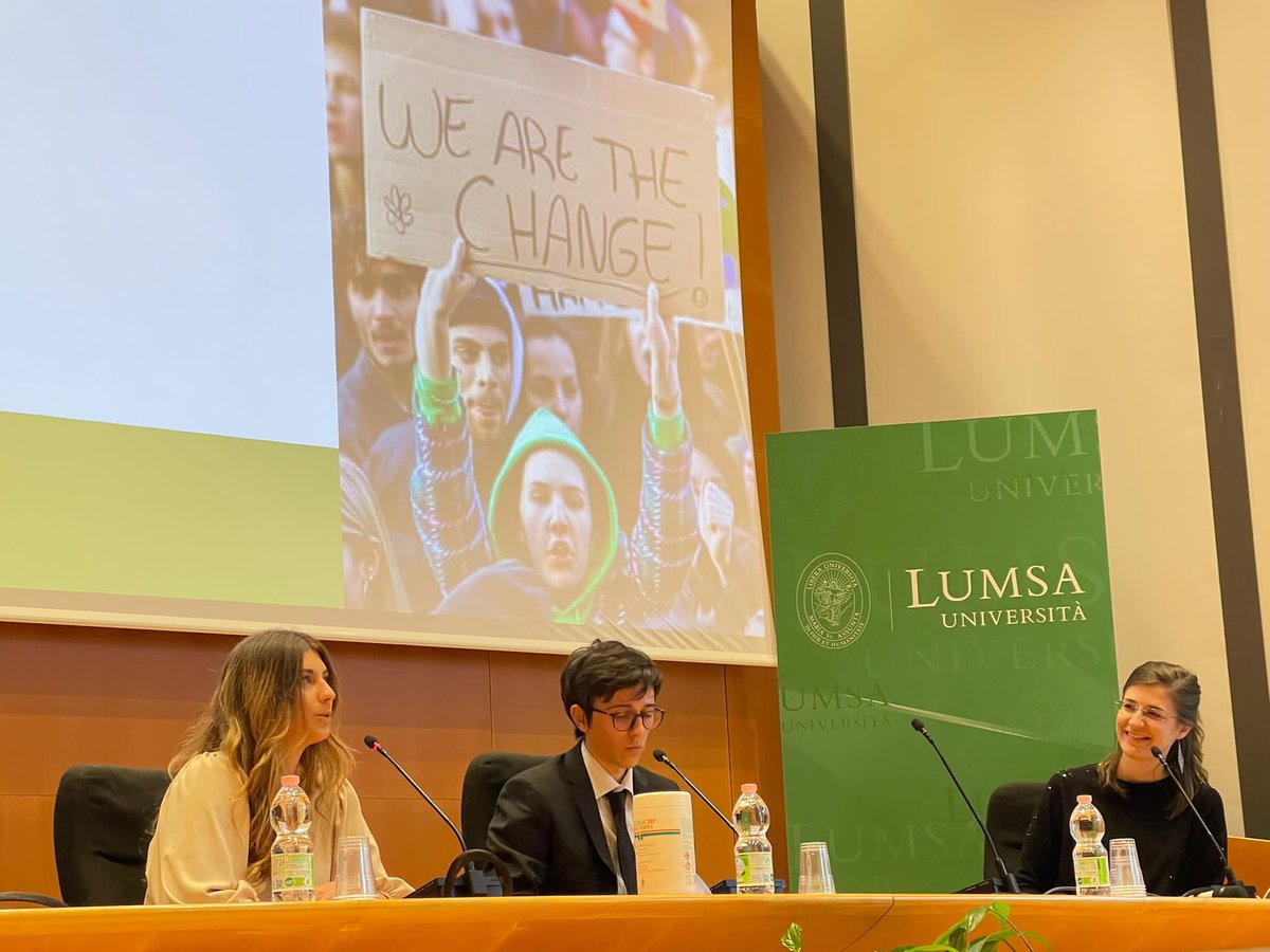 EUCA_BXL's tweet photo. ♻️Student Panel on Sustainable Education ♻️ 

Discovering how colleges, universities and hall of residences are implementing more sustainable practices for a better and greener future💚
Share with us how to live more sustainably: https://t.co/FezPivCJFC

 #ECSAS2021 @mirelamazalu https://t.co/6A2TZTYcPQ