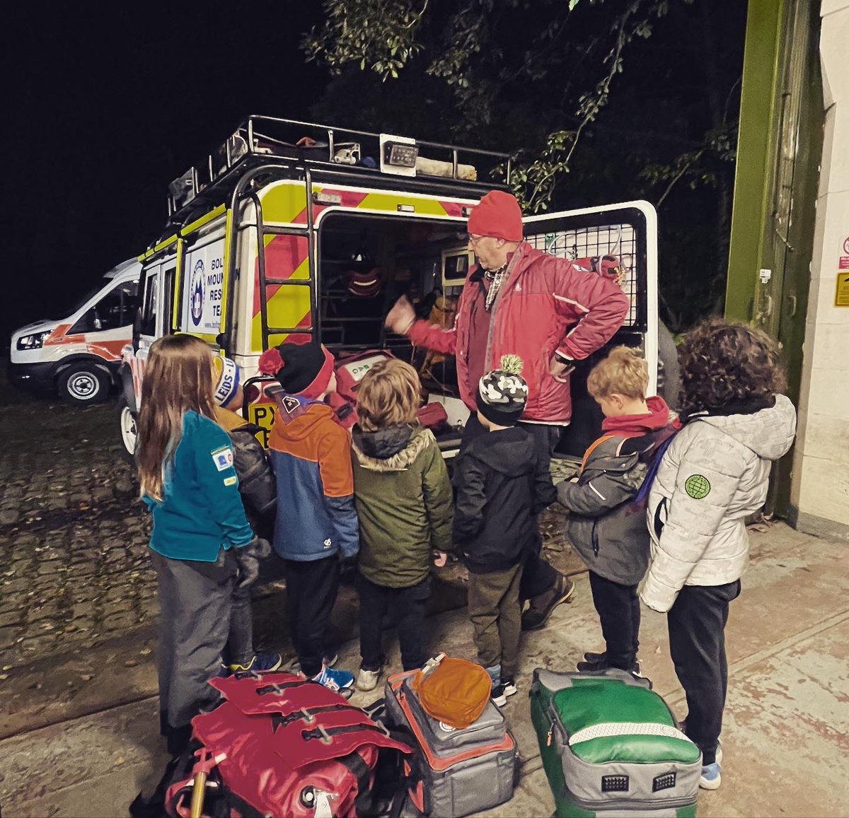 ASJScouts's tweet photo. The Beavers had a fantastic night at Bolton Mountain Rescue on Thursday. They where shown the vehicles and all the equipment that is needed for call outs. The evening ended with a Beaver Team rescue of Rocky the bear! A big THANK YOU to @BoltonMRT for a great evening! https://t.co/LOtUezzMCZ