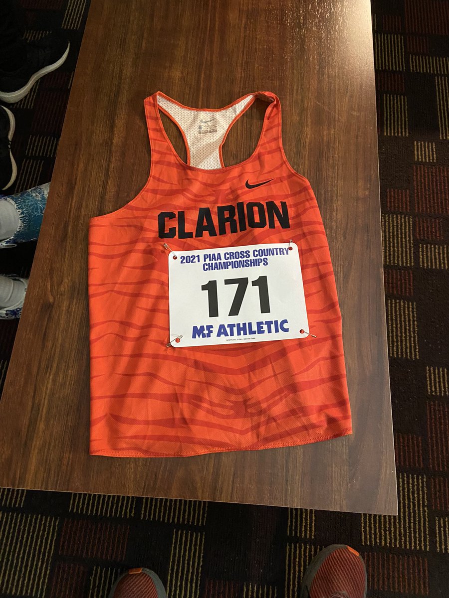 coachmurt's tweet photo. #Raceday #letsdothis #GoBella https://t.co/N3zqCVyNb1