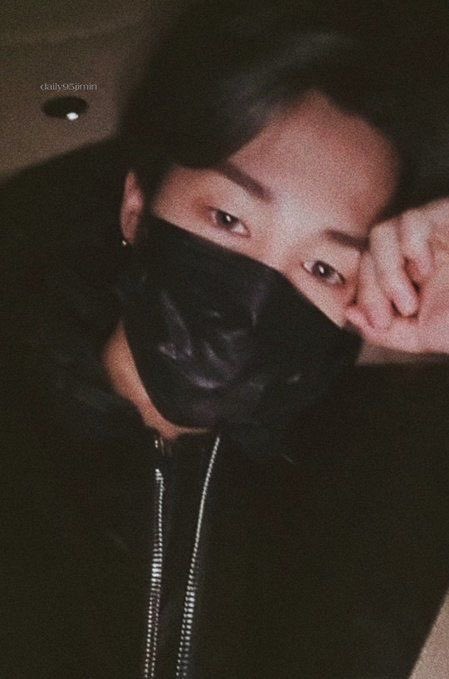 JIMINIILI's tweet photo. https://t.co/SF3UJ8meDX