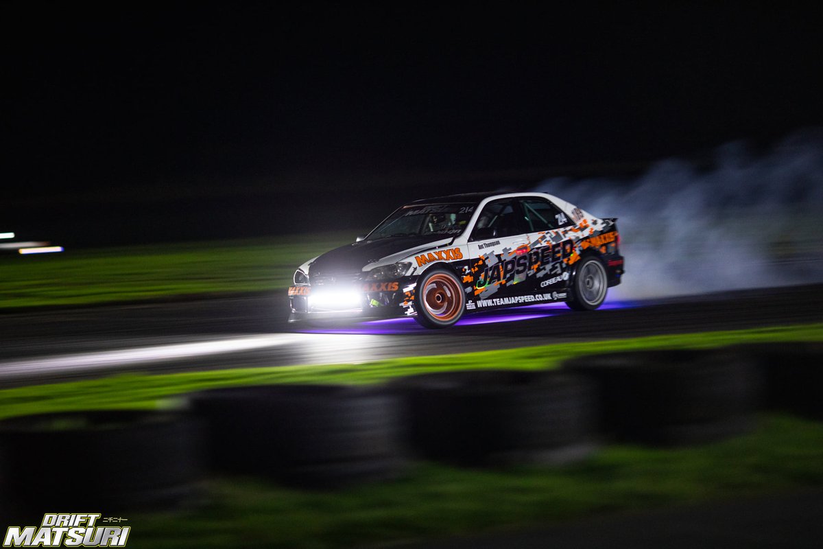 Japspeed's tweet photo. Lexus light show!  🔥💨

#japspeed #teamjapspeed #drift #drifting #driftcar #driftmatsuri #motorsport #jdm #modifiedcars #build #v8 #projectcars #trackcar #lexus #is #lexusis #lexusis200 #is200 #anglesey #angleseycircuit #tracmon https://t.co/SdDgcPH6EF