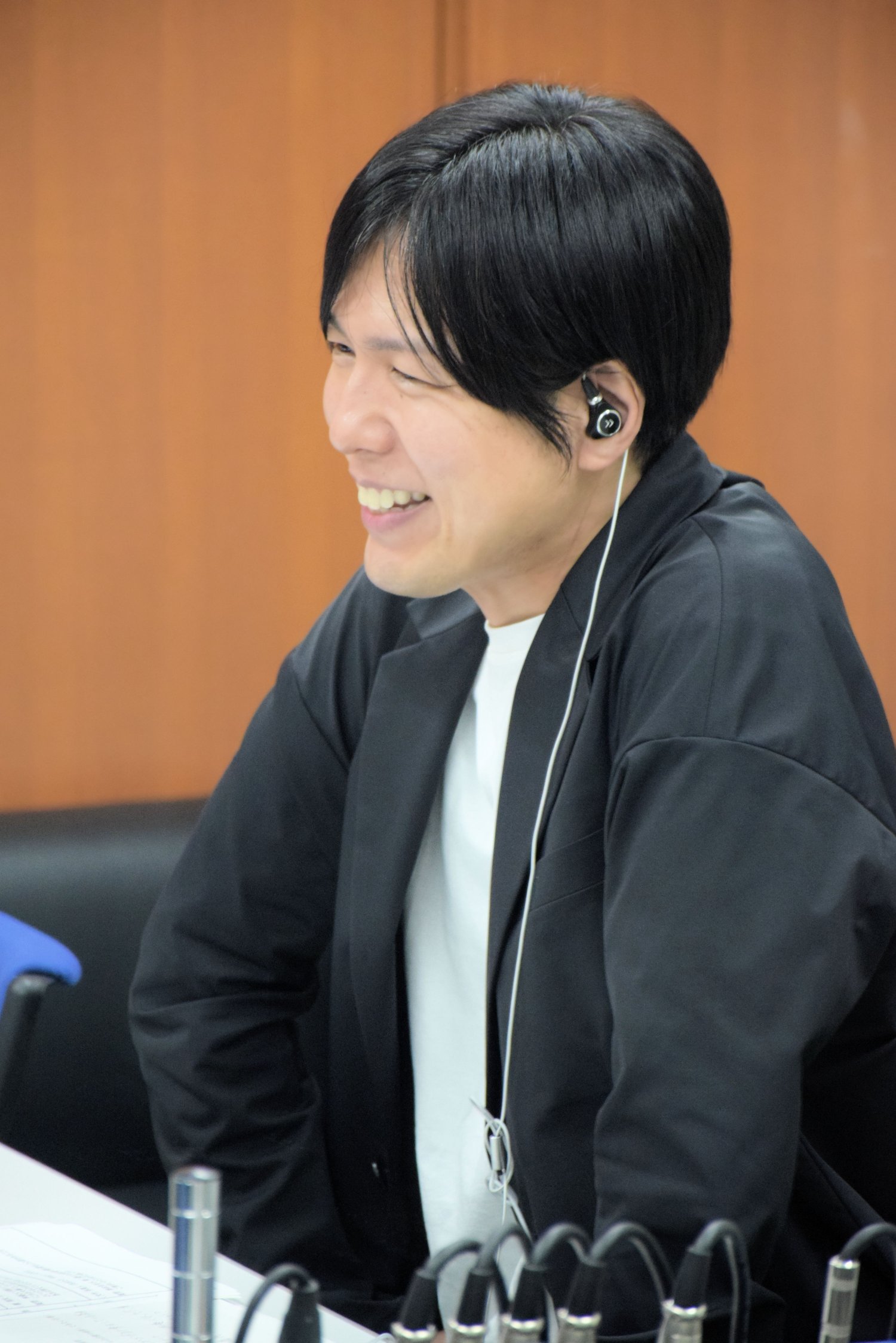 『AT-X 番宣部長』当選品（直筆名前入り•複製サイン）他色々　神谷浩史 Amazon.co.jp: 神谷浩史 直筆サイン色紙 : おもちゃ