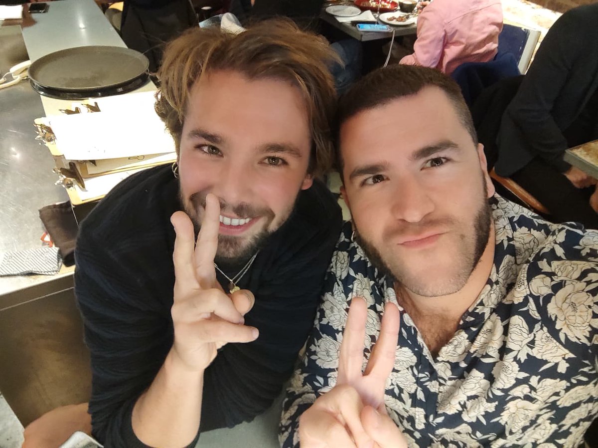 Carlitos Cuevas, Carlitos Cuevas 🎶