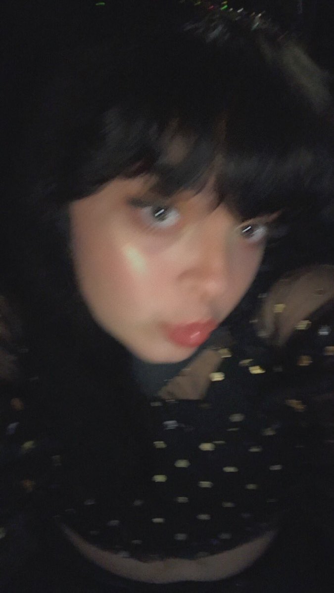 CANYON_BABE's tweet photo. ☀️ur so golden☀️
•
•
oct. 7 2021. orlando, fl. harry styles at amway center 7.00 pm
#LoveOnTourOrlando #HarryStyles #HSLOT #LoveOnTour #Golden #TPWK #Falling #LGBTQ #OrlandoFL https://t.co/dPPP3pFPM8