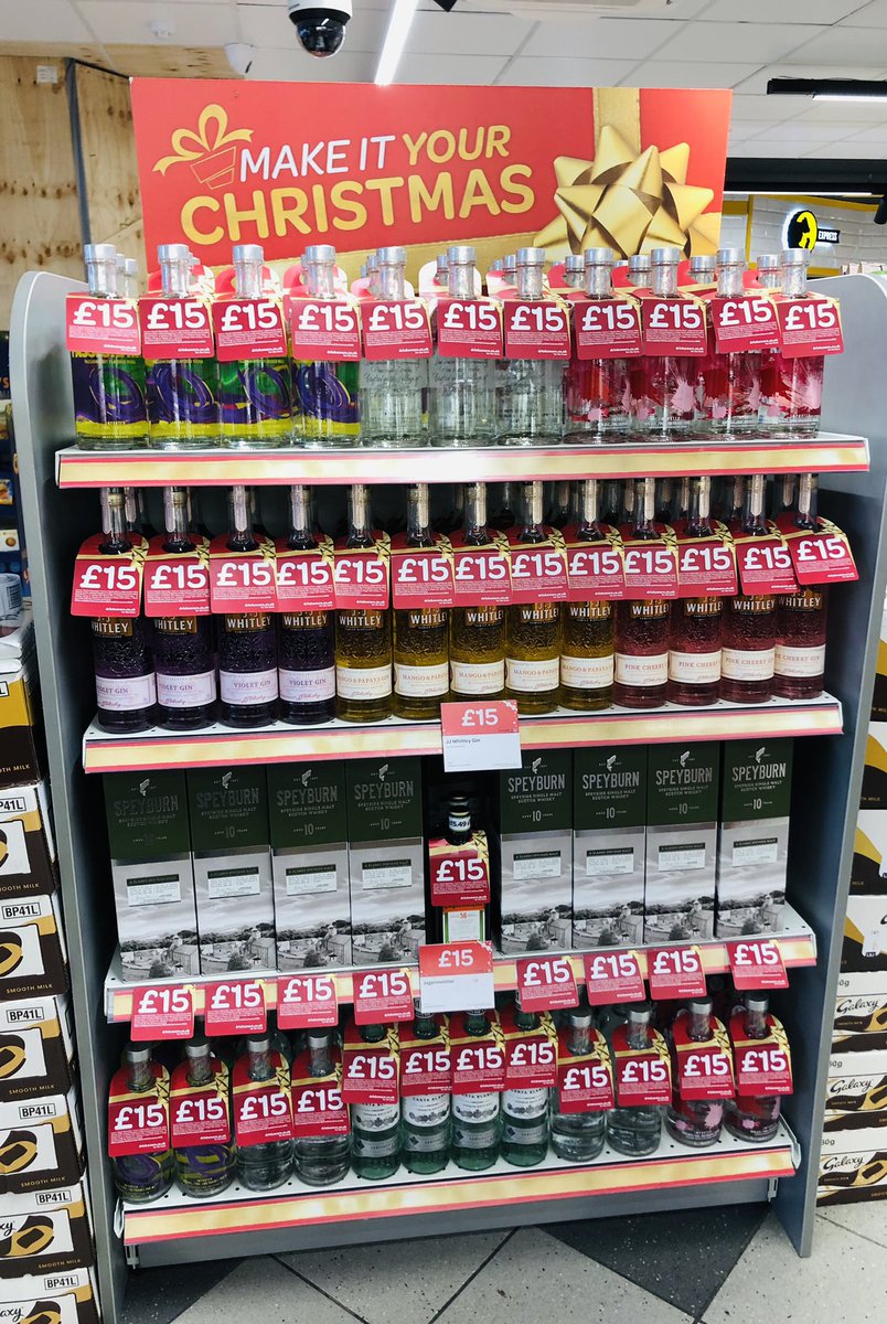 Paulfar2255's tweet photo. @lawrencehunts Kincraig Road.    £15 Christmas Spirits Deal.
3 for £10 Christmas Confectionery Deal. @SPARDSAP https://t.co/P7kRJaIxuF