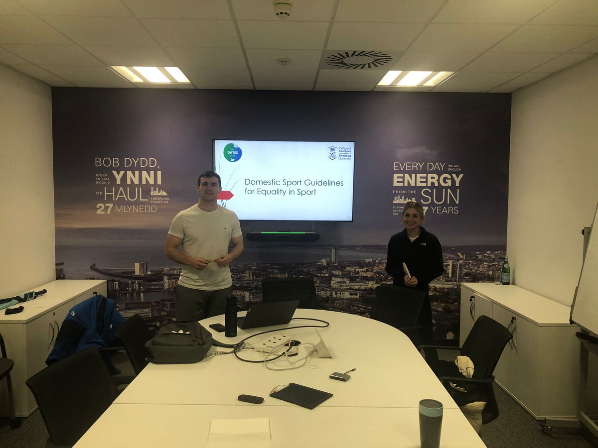 The DATES students presented the facts and their opinions about the guidance for transgender
inclusion in domestic sport. Have your say regarding transgender inclusion in elite sport by completing the questionnaire attached below survey.swan.ac.uk/index.php/4986…