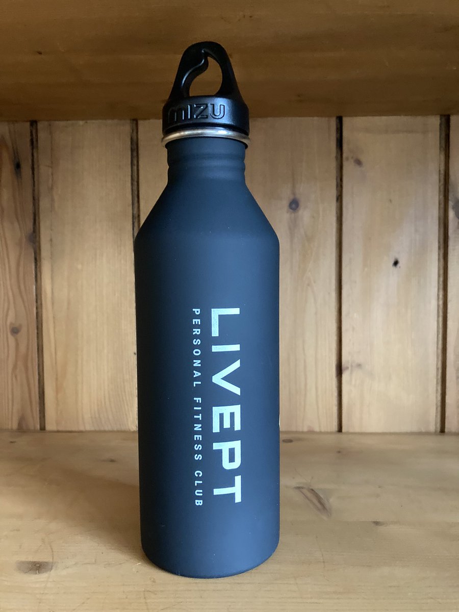 indigonl's tweet photo. Volgepland weekend maar belangrijkste is in de pocket: training. Tempo 3-0-X-1 en 3-4 reps. Ging lekker en heb er een coole RVS waterfles bij 😊
#training #livept #Scheveningen #selfcare https://t.co/nIFln6SDGC