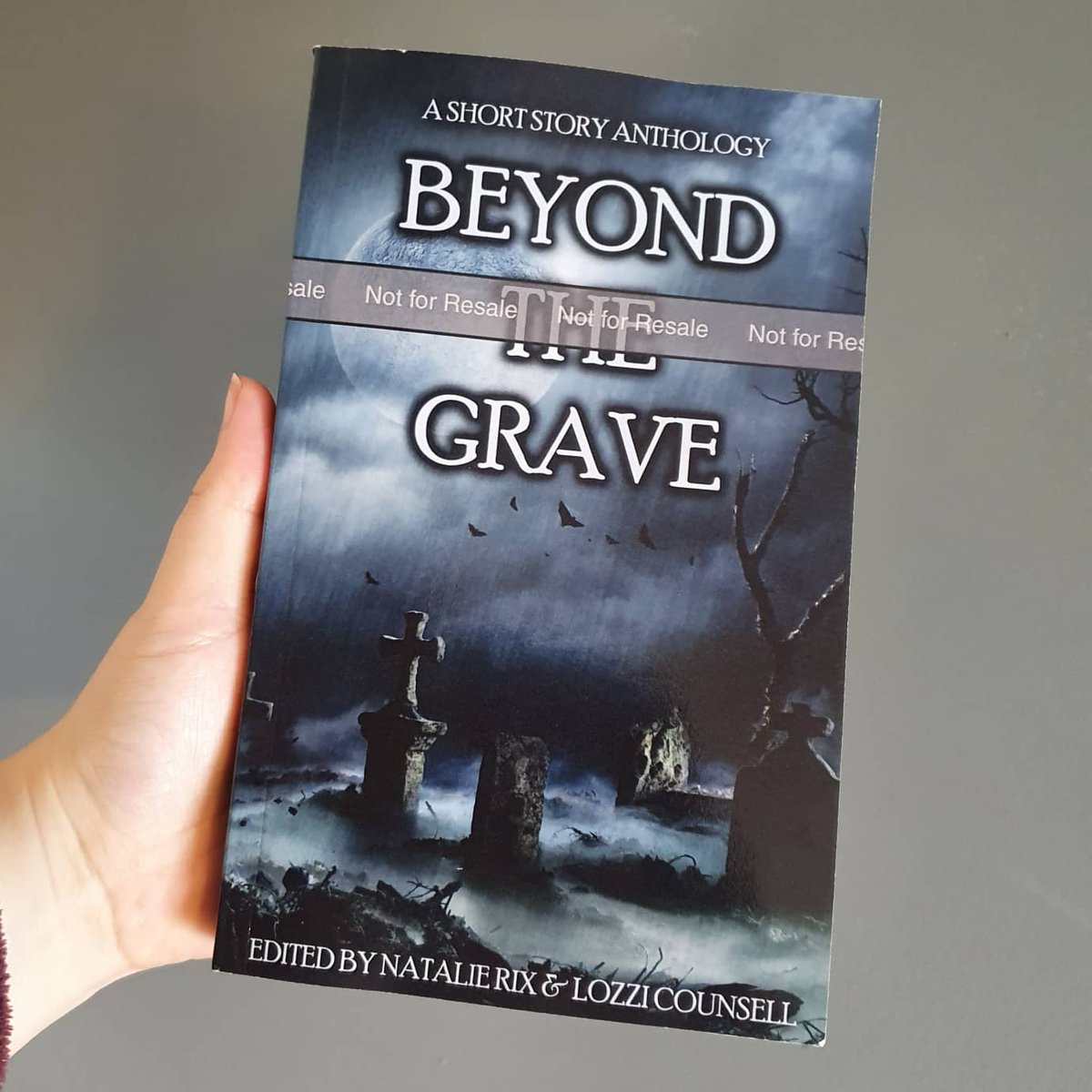 AuthorLozzi's tweet photo. Not only was release day nearly a week ago, this #book is now available as a paperback! Can't wait to read my #author copy 😍

Beyond the Grave: A Short Story Anthology 🪦🖤

https://t.co/noGhLkjVT7

#books #BookTwitter #WritingCommunity #writerscommunity #booktwt https://t.co/q1rH10hR3W