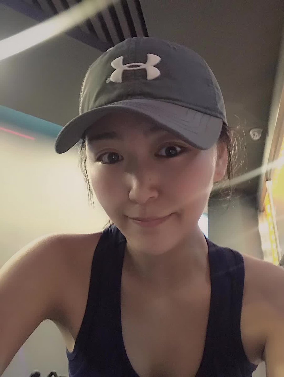slutteacher1108's tweet photo. 黑爹们喜不喜欢健身的淫荡亚洲女孩呢? #BLACKED #QoS #snowbunny #媚黑 #bbcowned #BBCBreakfast https://t.co/9q9FPwKuBU