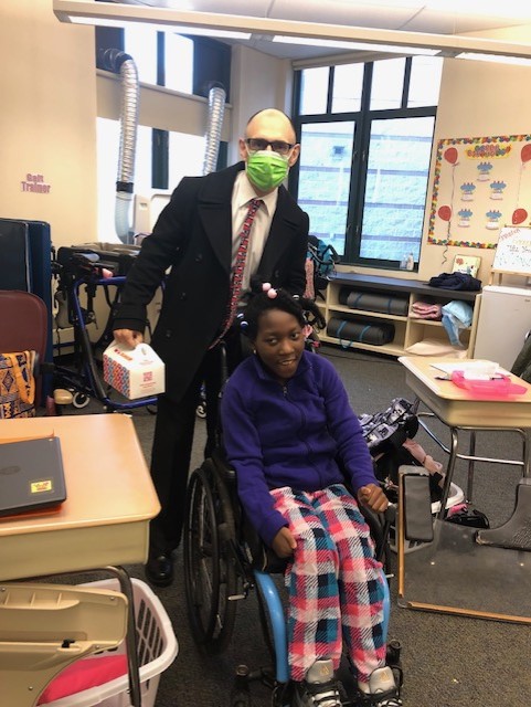 NRC_ExecDir's tweet photo. National Doughnut Day at the Easton Learning Center program! https://t.co/zyQc1AWdf9