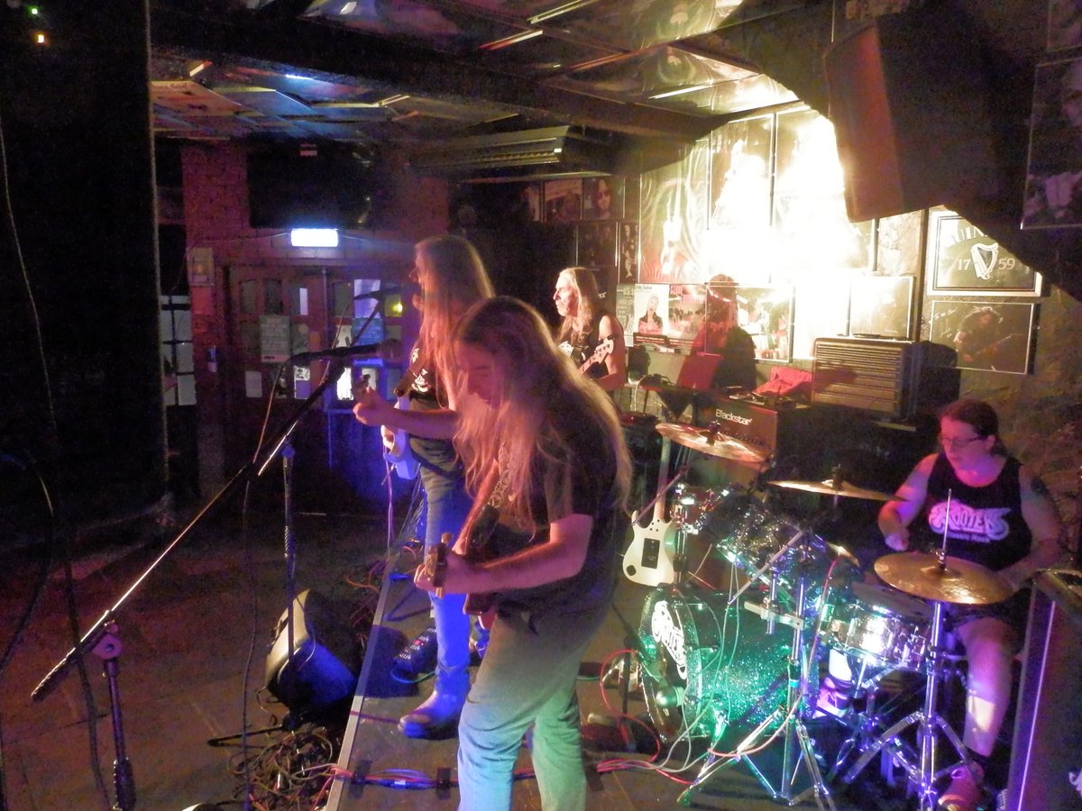 nedstarkelly's tweet photo. @TheRooters thank all you lovely people who joined us last night @crewrockradio #CrewBar https://t.co/Gt4FYesQOu