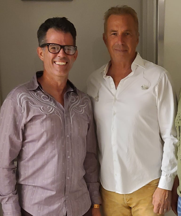 BillyShawJr's tweet photo. So much fun tonight opening for this guy! @modernwest! @CDSResort #Yellowstone #KevinCostner #CasinoDelSol #Tucson #AVAamphitheater #CountryMusic https://t.co/xTI0Ns7gn0