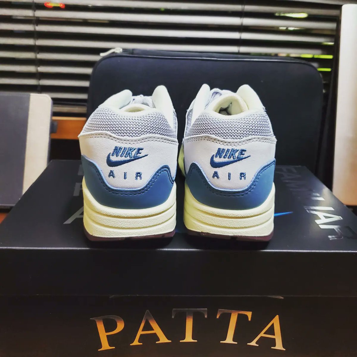 Swat911U's tweet photo. Pattaのエアマックス1可愛かったから、ノイズアクアも買ってしまった。
 #SNKRS https://t.co/Es8nq8zQFN