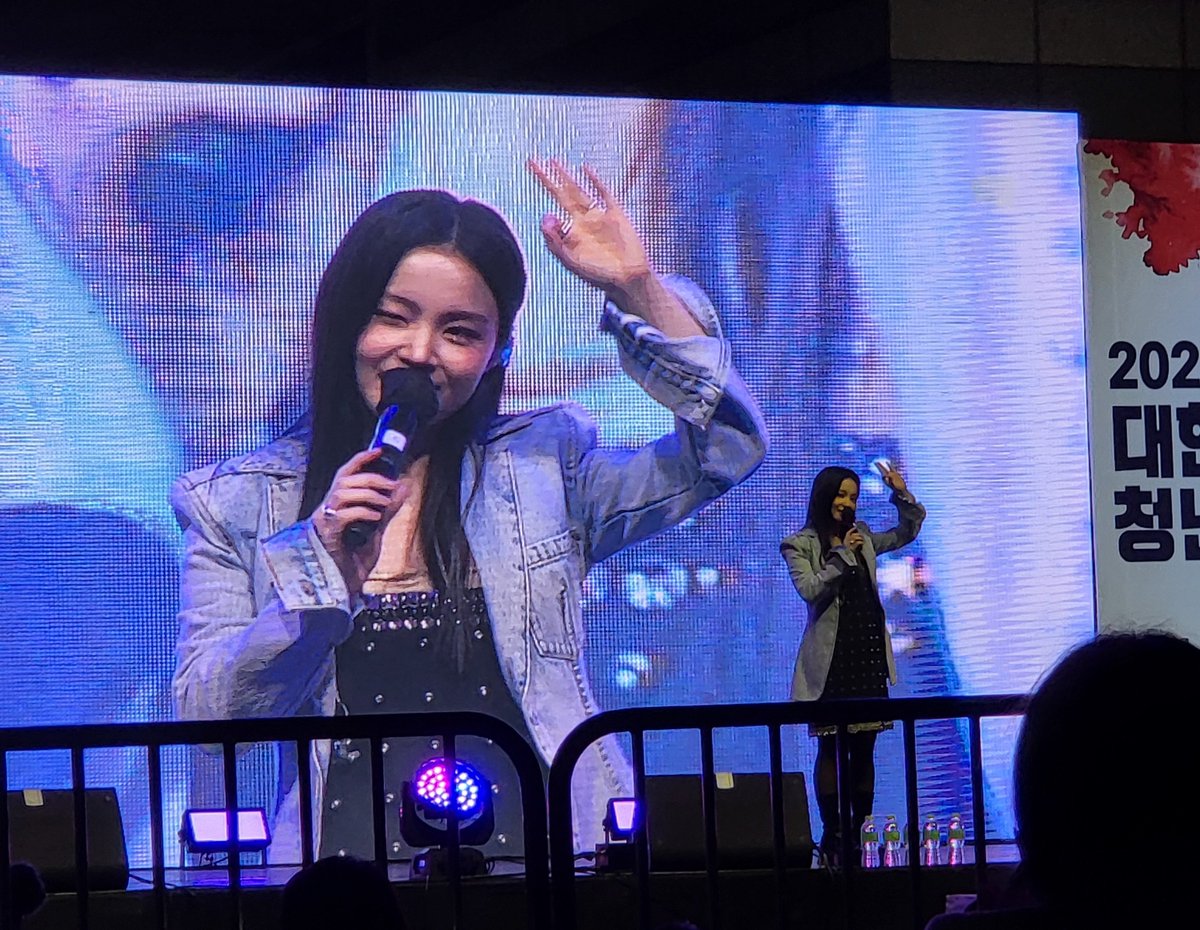 이하이.. 쏘 cute

#leehi #이하이