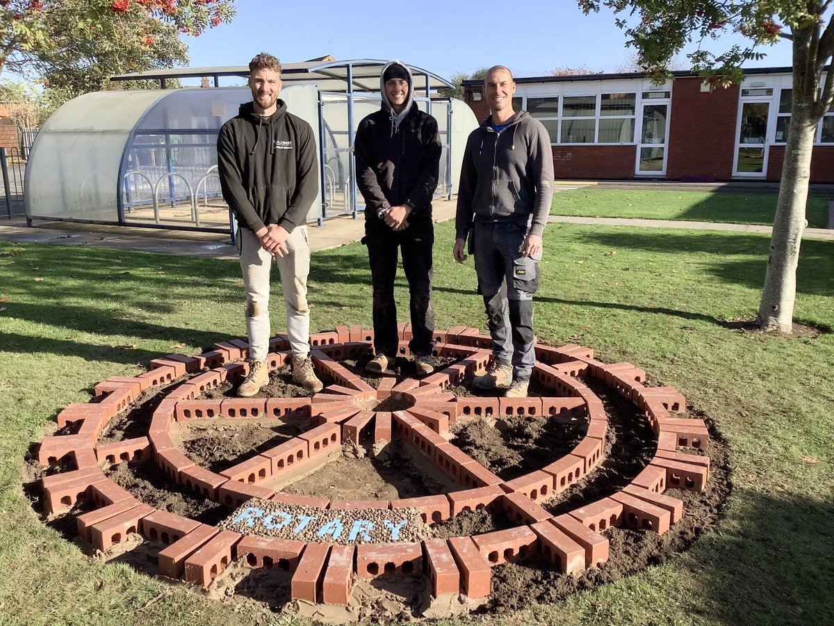 TheRichmondPri's tweet photo. The Richmond School would like to thank Luke Pilkington, Carl Jupp and Charlie Matthews of #CLCbrickwork. Three members of our #Community who are all part of #TheRichmondFamily. Thank you all for donating your time,expertise and creativity to construct #TheRotaryWheel. https://t.co/wkQ3NZP295