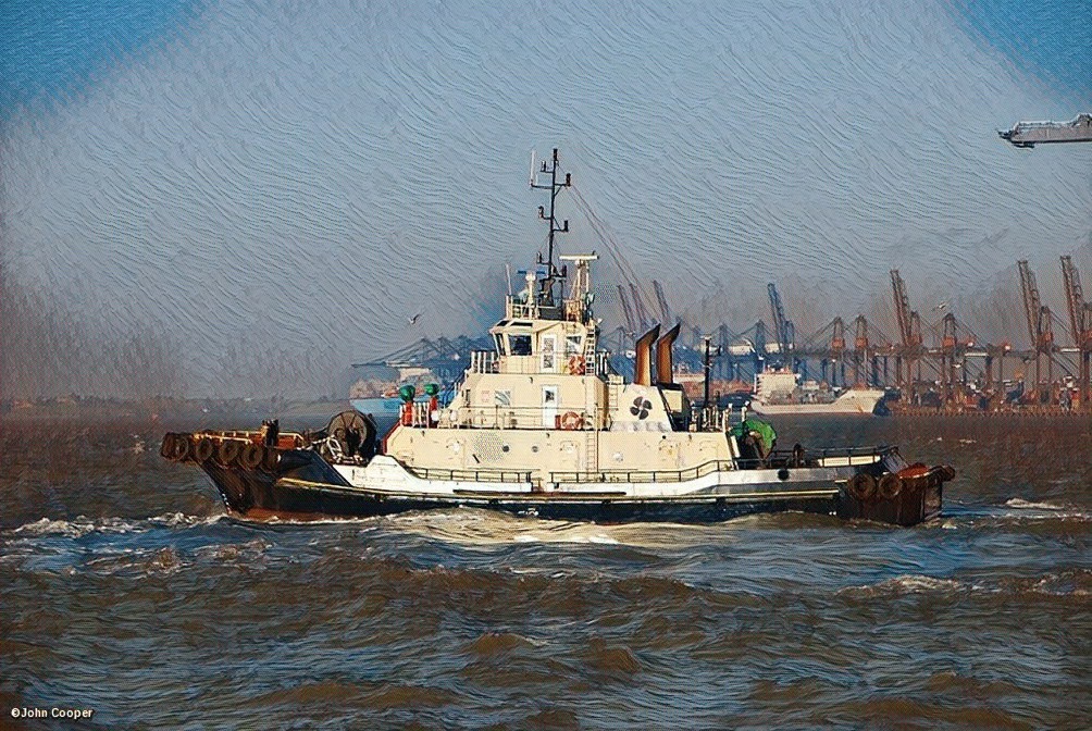 TheSuffolkMan's tweet photo. #Felixstowe #Port #Svitzer #ShippingTug
@HavenPortsShips @RetiredDockers @SvitzerGlobal https://t.co/Qg9BVa6BTX
