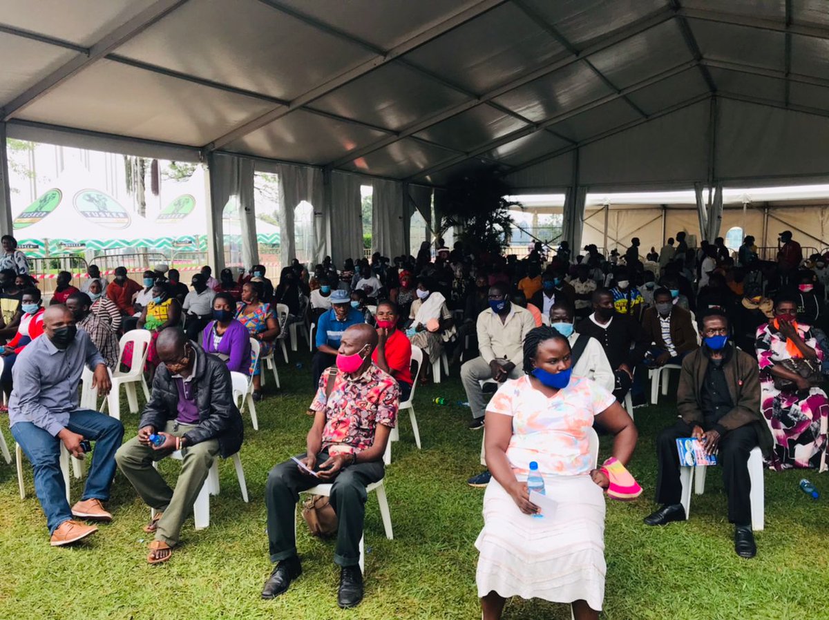 niceugorg's tweet photo. Ugandans turned up in big numbers at the @UgandaBreweries #FennaTugemebwe campaign at Bulange Mengo. The vaccination exercise is still on up to 5:00 PM.
Pass by and get your shot.
@KCCAUG @MinofHealthUG @PSF_Uganda @SafeBoda @UgandaRedCross @Tugende1 @VisionGroup @nbstv @bbstvug https://t.co/VqPGA0j6AF