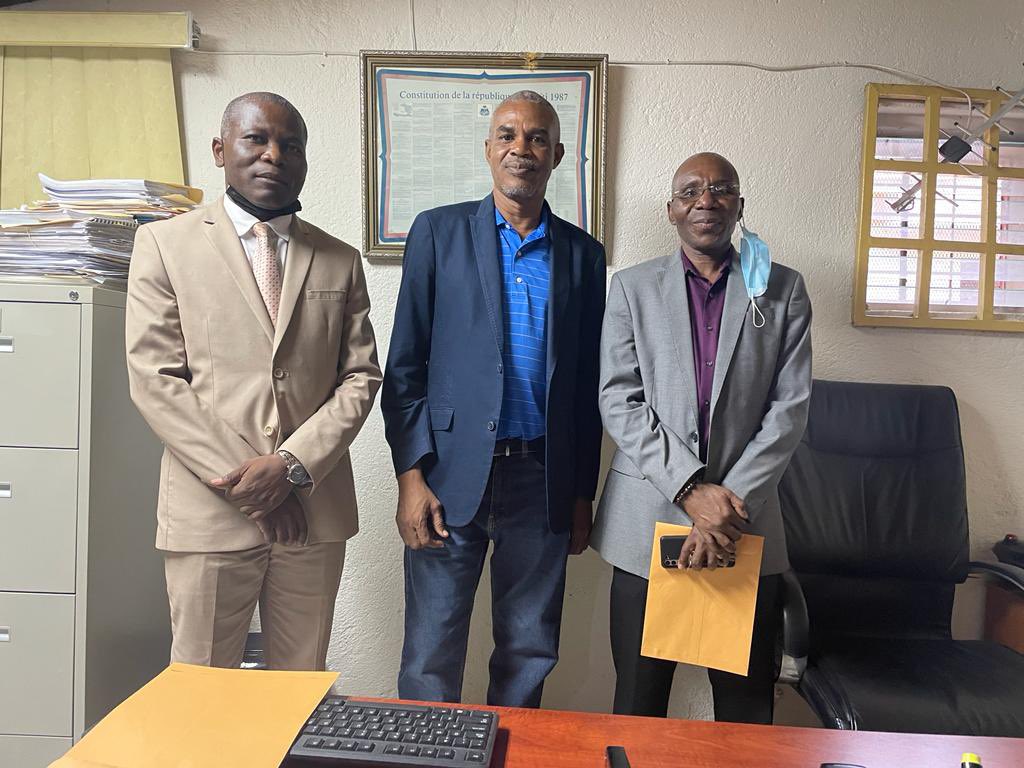 MENFP_Education's tweet photo. Education/Transfert et nomination
 
Norbert Chéry, nouveau directeur des affaires administratives du MENFP 
@miloodyv66 
https://t.co/VVZdrbTd8p https://t.co/I8XBba3FX8